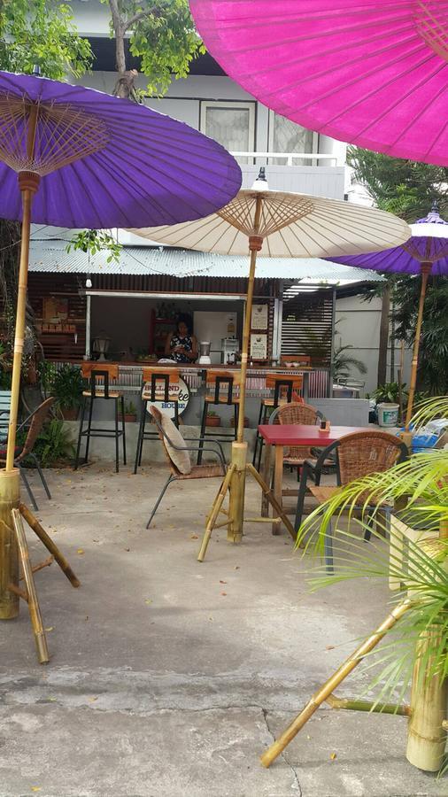 Хостел 999 Triplenine Chiangmai Чиангмай Экстерьер фото