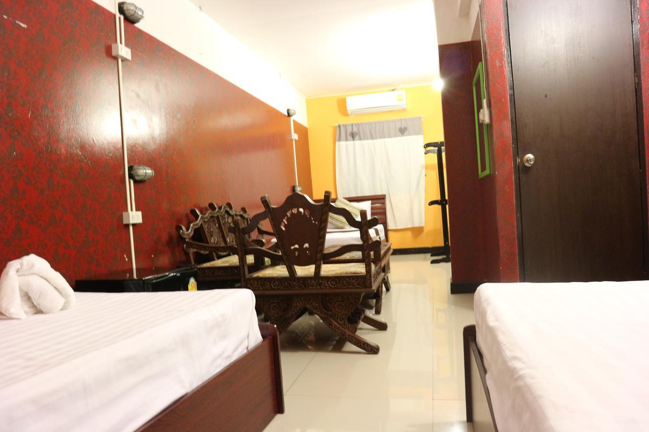 Хостел 999 Triplenine Chiangmai Чиангмай Экстерьер фото