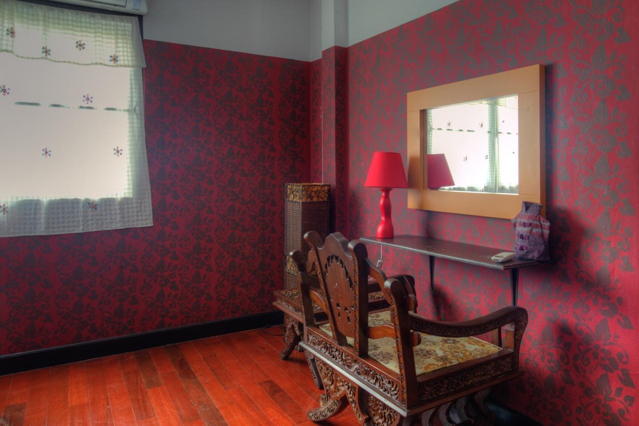 Хостел 999 Triplenine Chiangmai Чиангмай Экстерьер фото