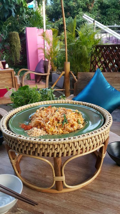 Хостел 999 Triplenine Chiangmai Чиангмай Экстерьер фото
