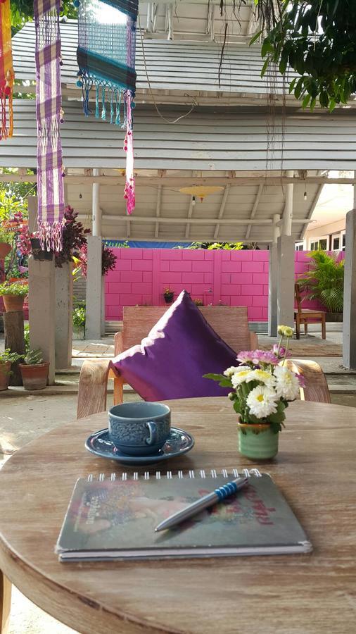 Хостел 999 Triplenine Chiangmai Чиангмай Экстерьер фото